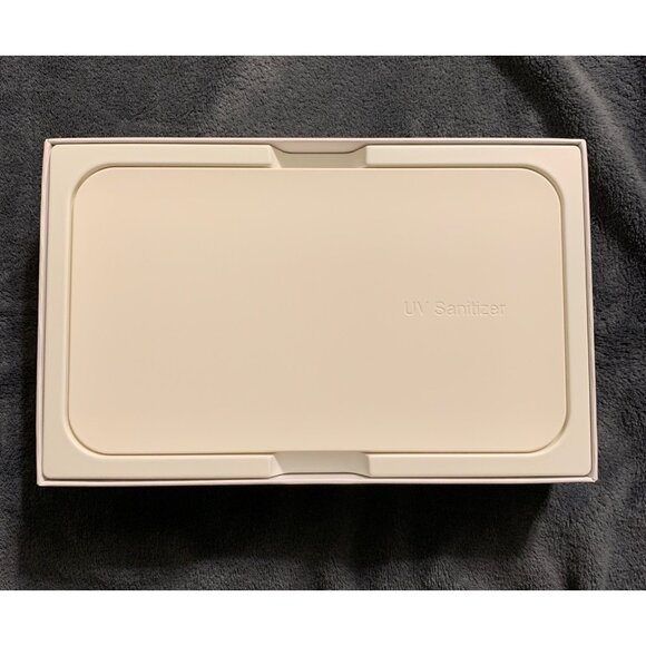 NEW Samsung UV Sanitizer with‎ Wireless Charging GP-T0U20SACWU Electronics - Picture 4 of 5